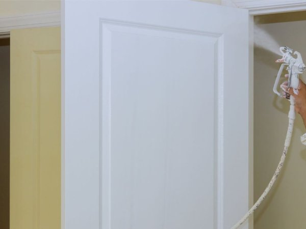 lacado profesional de puertas, rodapies, zócalos, muebles en Gipuzkoa